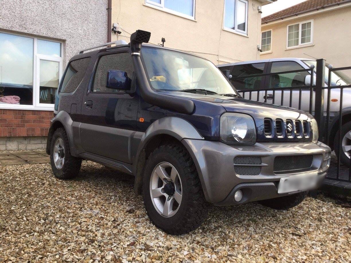 Suzuki Jimny JLX+ 4x4