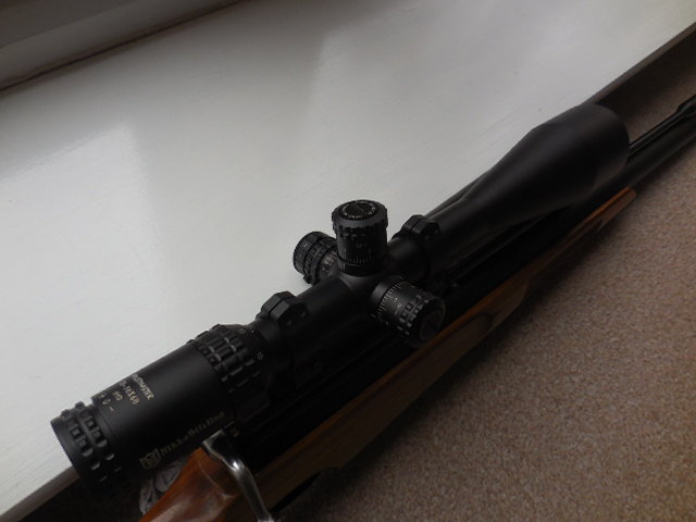 10 - 50 x 60 scope mill dot target master