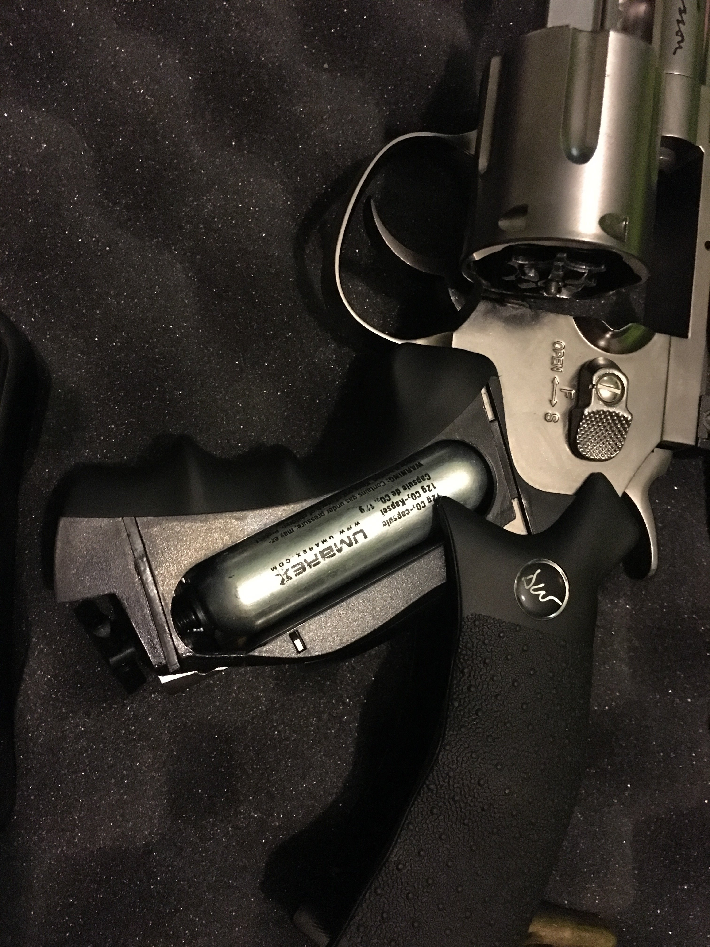 For sale - Dan Wesson revolver .177 CO2