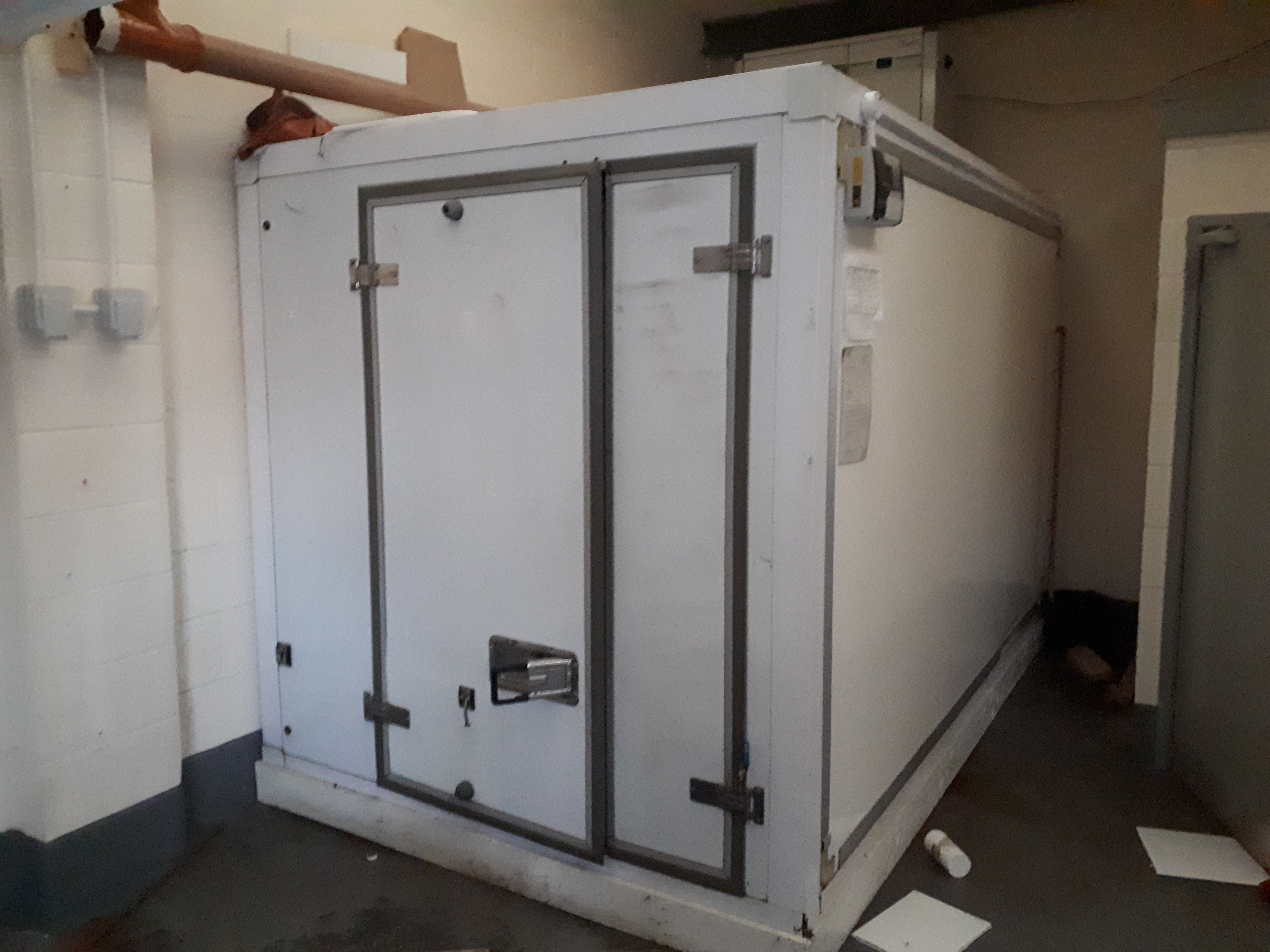 Walk in fridge/cool room