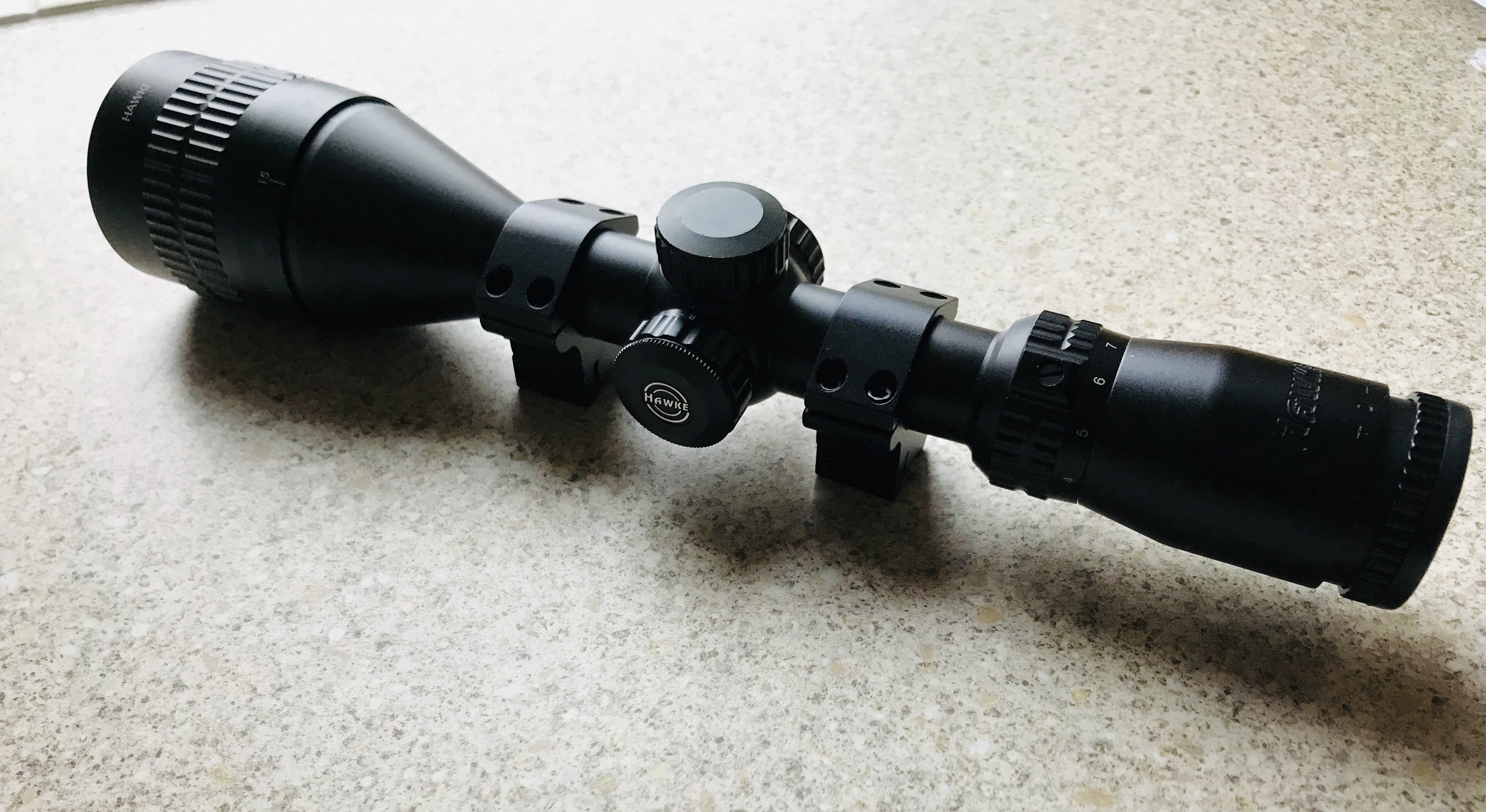 Immaculate Hawke Panorama EV 3-9x50 AO IR Rifle scope (with medium dovetail mounts)