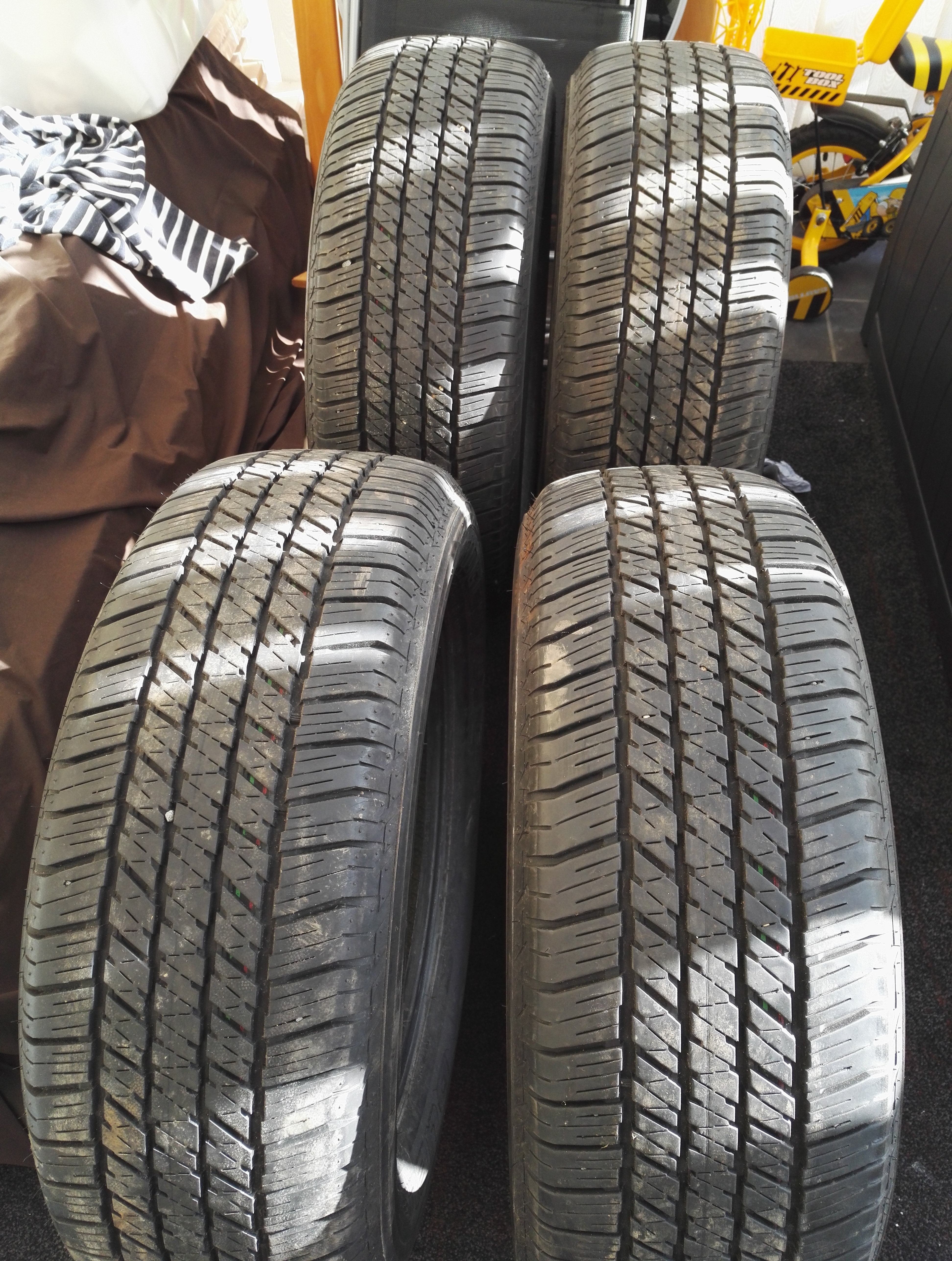 Bridgestone duelers tyres