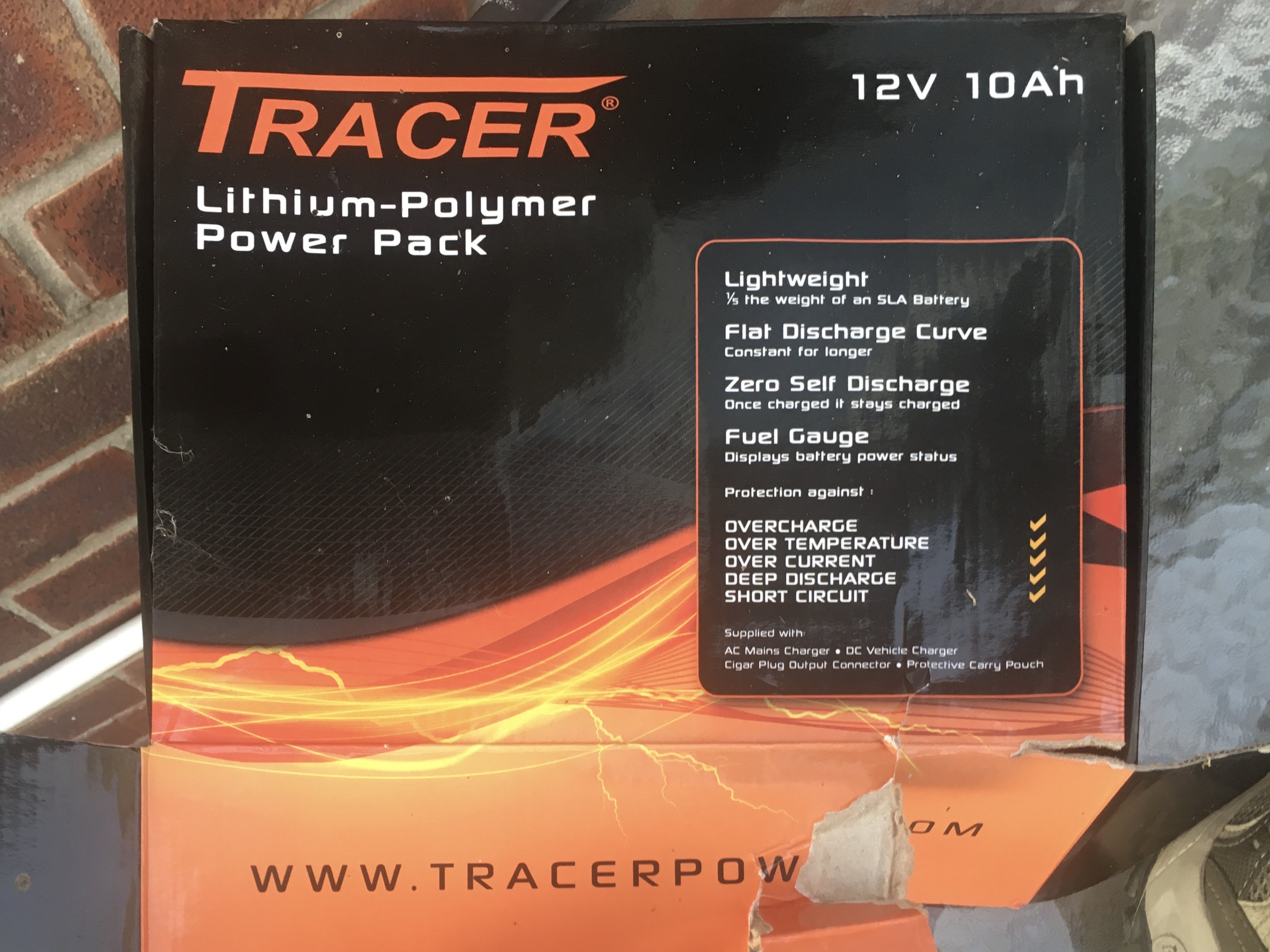 Tracer 12v 10ah battery