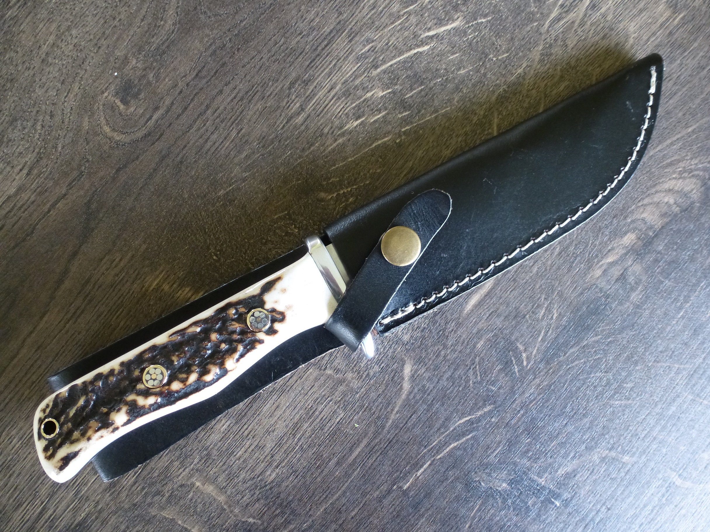Stag Fixed blade Hunting Knife £47 posted
