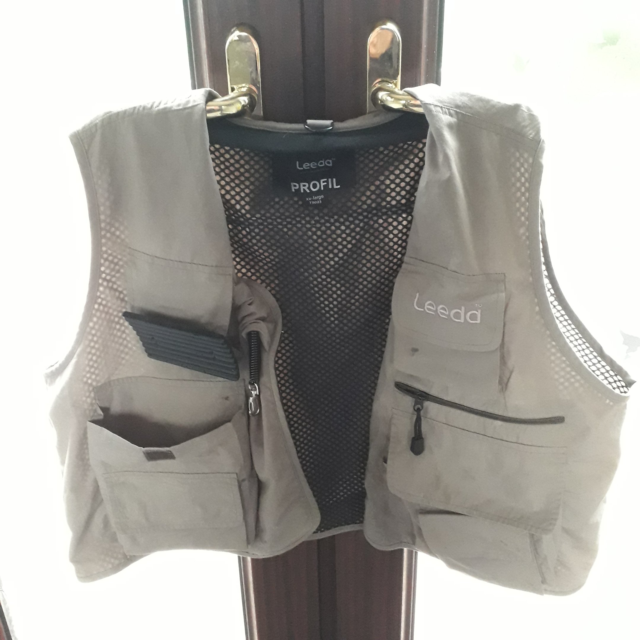 Leeda flyfishing vest