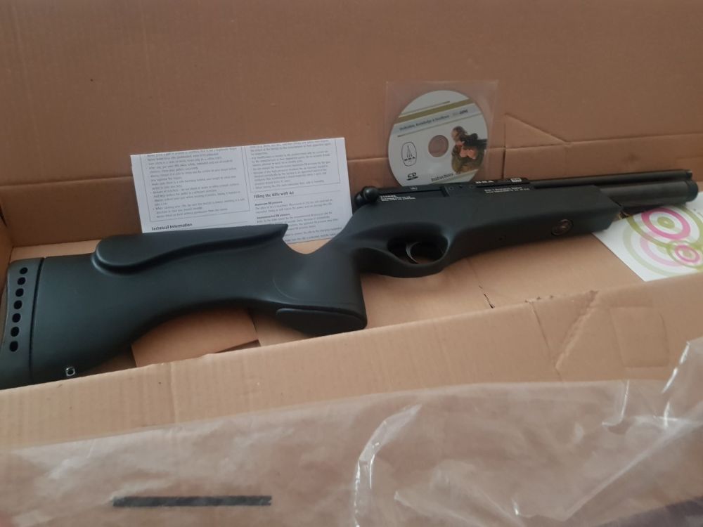 BSA Ultra SE .22,scope,moderator,charging cylinder