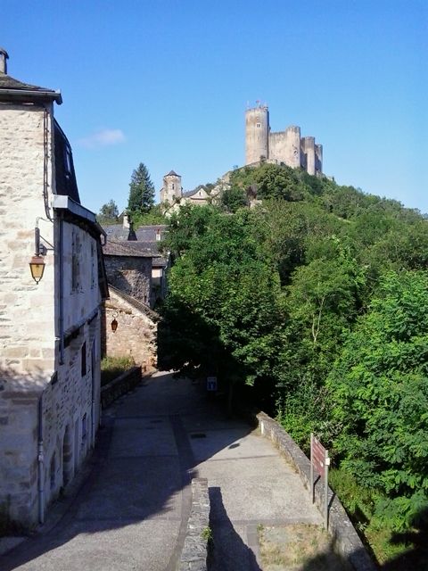 898984401_LaCouvertoiradeCastle.jpg.5adc5822c85a98585b1d84a6b0b5d324.jpg