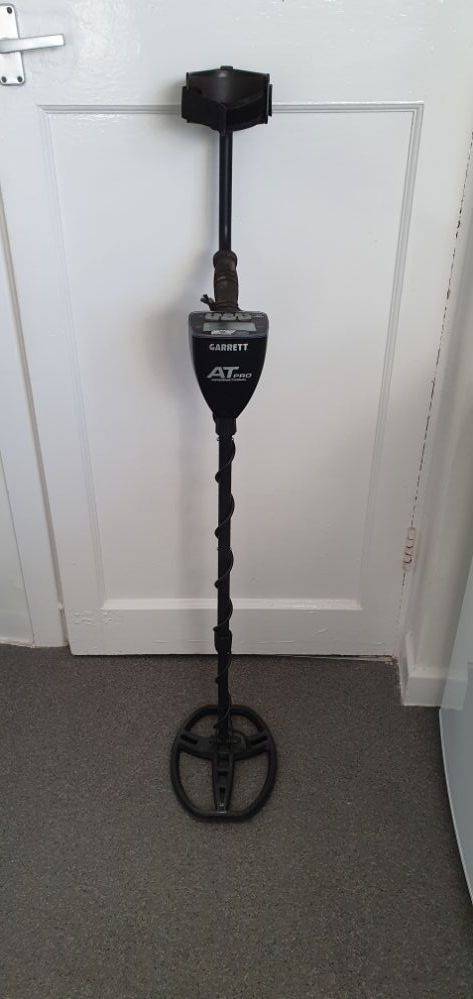 For sale.. GARRETT AT PRO Metal detector