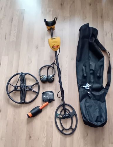 Garrett 250 metal detector + extras